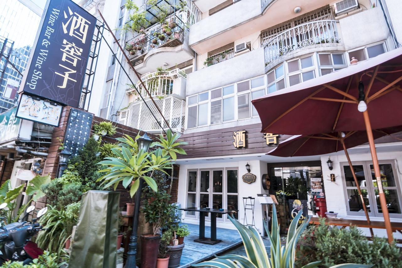 Zhongxiao Dunhua Homestay Taipéi Exterior foto